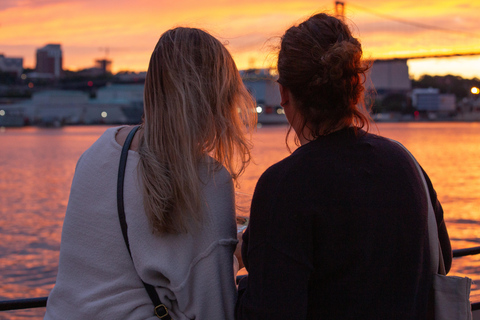 Halifax Sunset Cruise Aboard the Tall Ship Silva