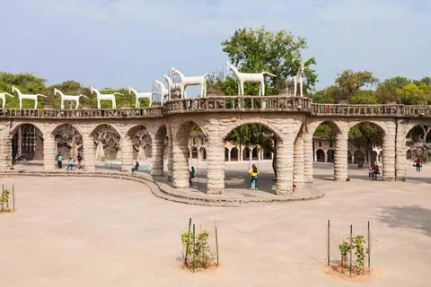 Chandigarh Walking Tour (2 Hours Guided Walking Tour)