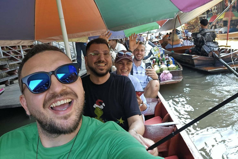 Bangkok: Maeklong Train Ride & Floating Market Boat Ride
