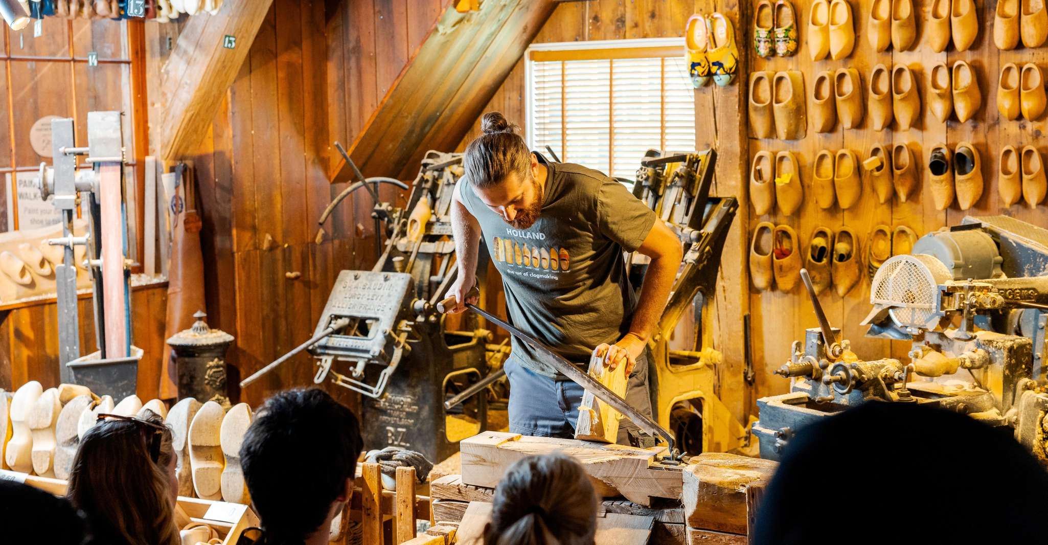 From Amsterdam: Volendam and Zaanse Schans Tour with Cheese photo 13