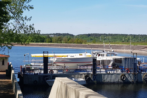 Kaunas : 1 journée de visite guidée à vélo avec billets de train