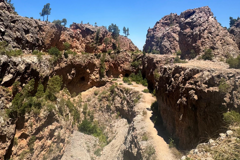 From Tunis: Jebel Ressas Guided Hike with Cave Exploration