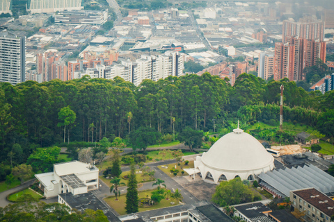 Private Helicopter Flight over Medellín and Comuna 13 Private Helicopter Flight over Medellín and La Comuna 13