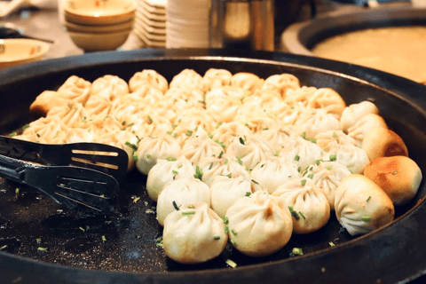 Hangzhou Food Tour & Walk Through City History