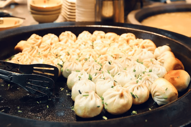 Hangzhou Food Tour & Walk Through City History