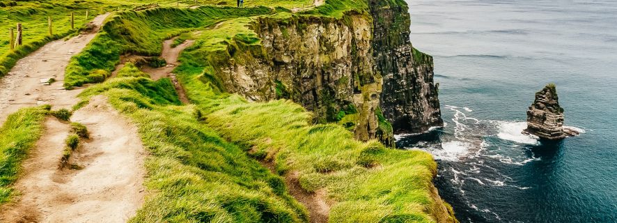From Galway: Aran Islands Day Trip & Cliffs of Moher Cruise