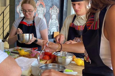 Arequipa: Rooftop Peruvian Cooking Class — Max 6 People