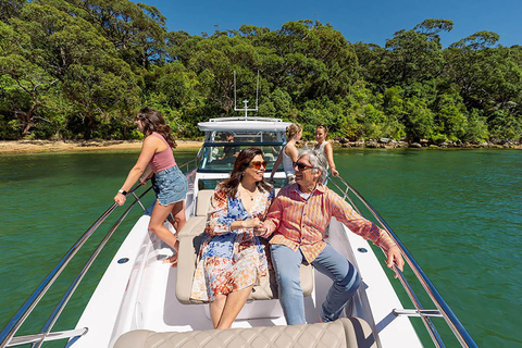 Sydney: Secrets Cruise with Lunch at Famous Yacht Club Sydney: Secret Beaches Harbor Cruise with Local Guide