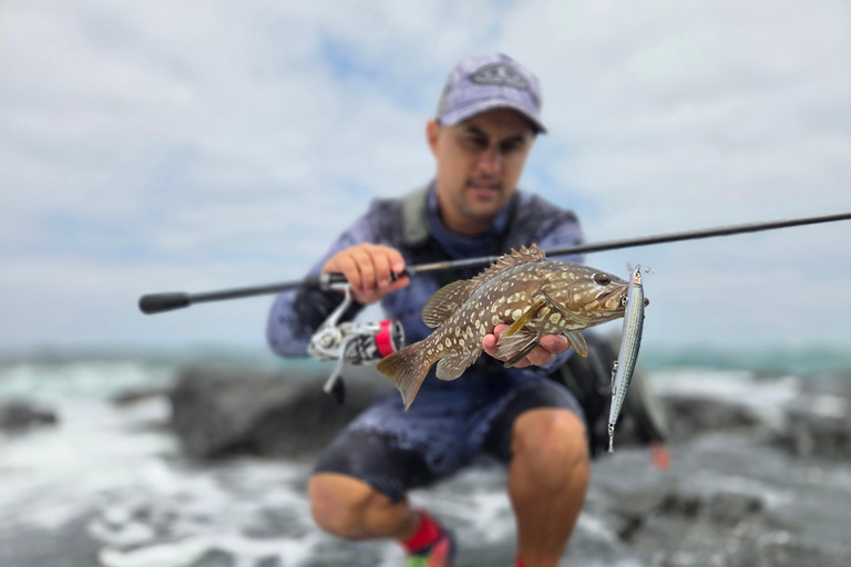 Lanzarote: Guided Shore Fishing Trip with Gear & Guide