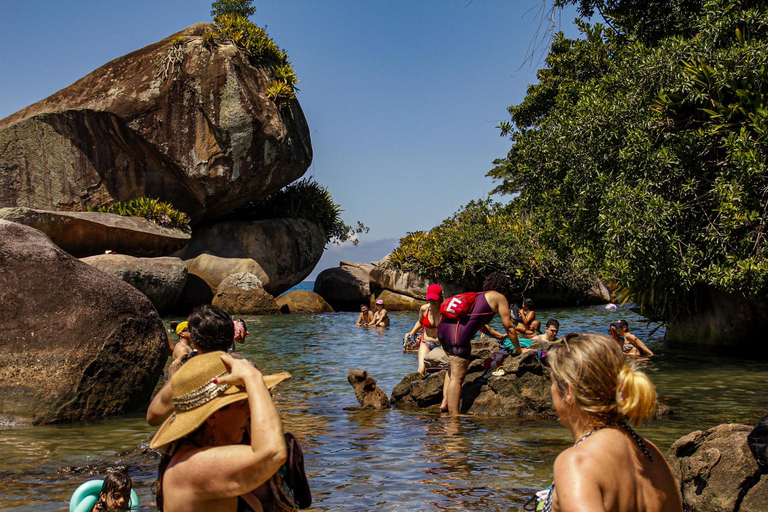 Randonnée dans la forêt de Paraty et plongée en apnée sur la plage : visite d&#039;une jounée