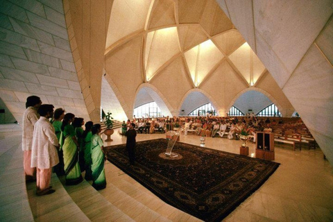 Delhi: Lotus Temple Private Guided Tour with Transfer Lotus Temple Private Guided Tour - All Inclusive