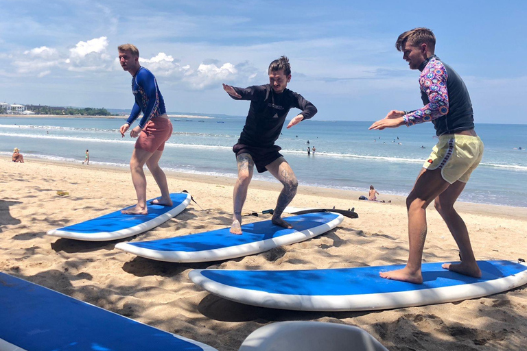 Kuta Beach, Bali: Surflektioner för nybörjare och fortsättareSurfinglektioner för nybörjare och fortsättare i Kuta Beach