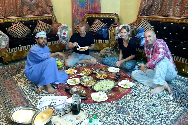 From Muscat: Authentic Omani Dinner with a Local Family