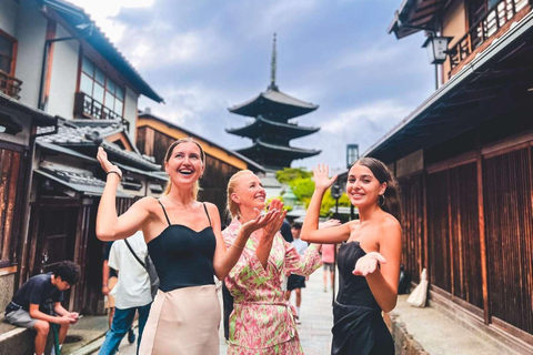 Kyoto/Nara: Must-see Spots in One Day Tour with Hotel Pickup