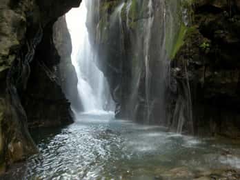 Vanuit Plakias: Rivier trektocht met gids door de Kourtaliotiko kloof