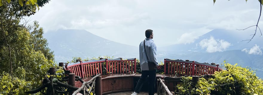 Antigua : visite à Altamira et Hobbitenango, parcs à thème cinématographique