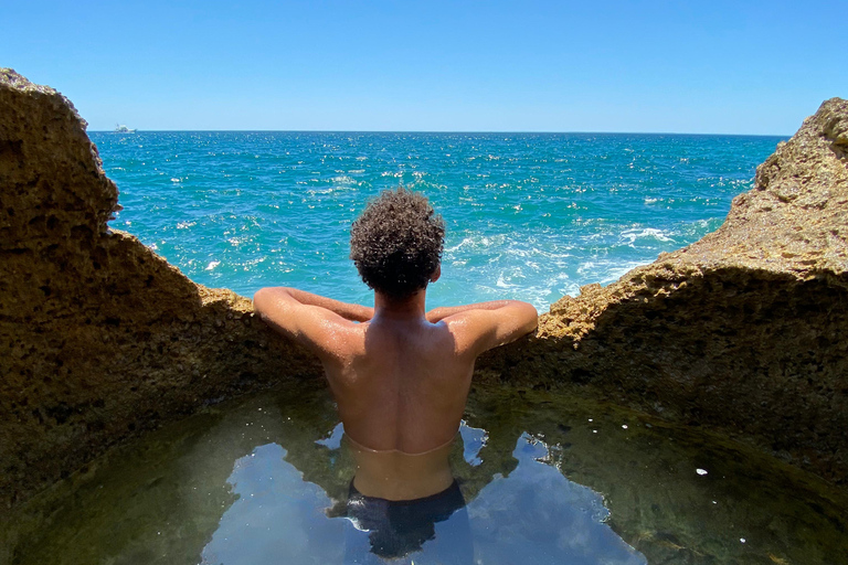 De Faro: Passeio de aventura na caverna de Benagil e muito maisDe Faro: Tour de Aventura à Gruta de Benagil