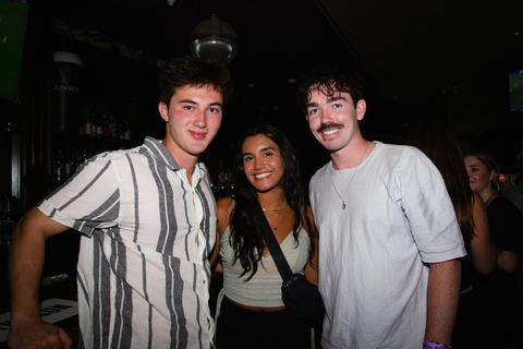 Medellin: Pub Crawl in El Poblado with Drinks, Games and VIP