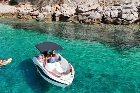Can Picafort: 2h Private Boat Tour with Swim-Snorkel & Caves Can Picafort: Private Boat Tour 2 h - Höhlen/ Beach