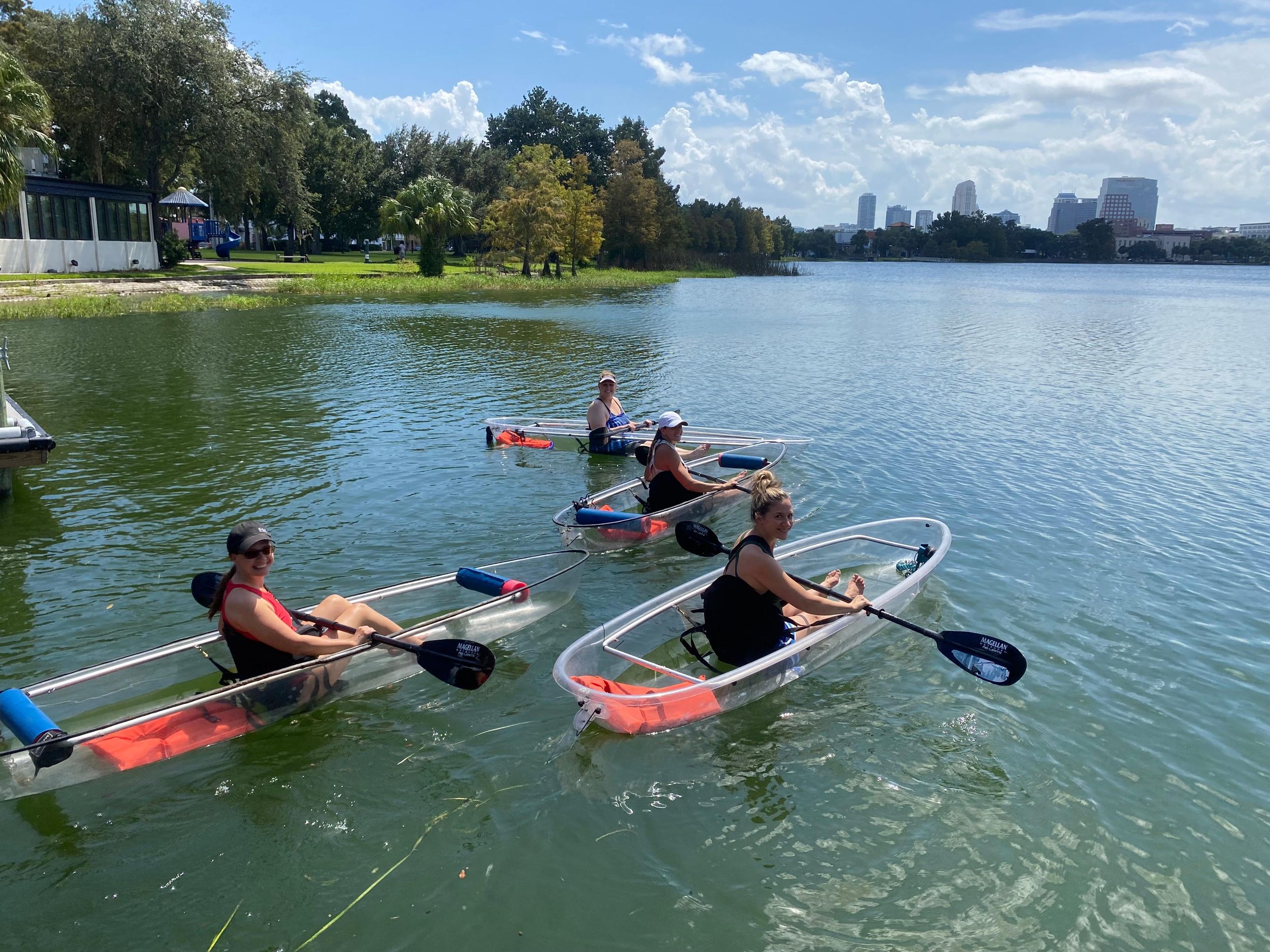 Orlando: Verleih von transparenten Kajaks oder Paddleboards am Lake Ivanhoe