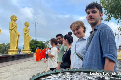 Kandy: Stadterkundung mit Lesley per Tuk Tuk