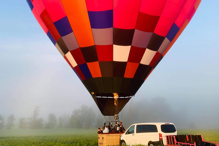 VUELO EN GLOBO - PAYS DE COCAGNE