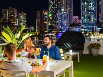 Surfers Paradise: Sightseeingkryssning med buffémiddag