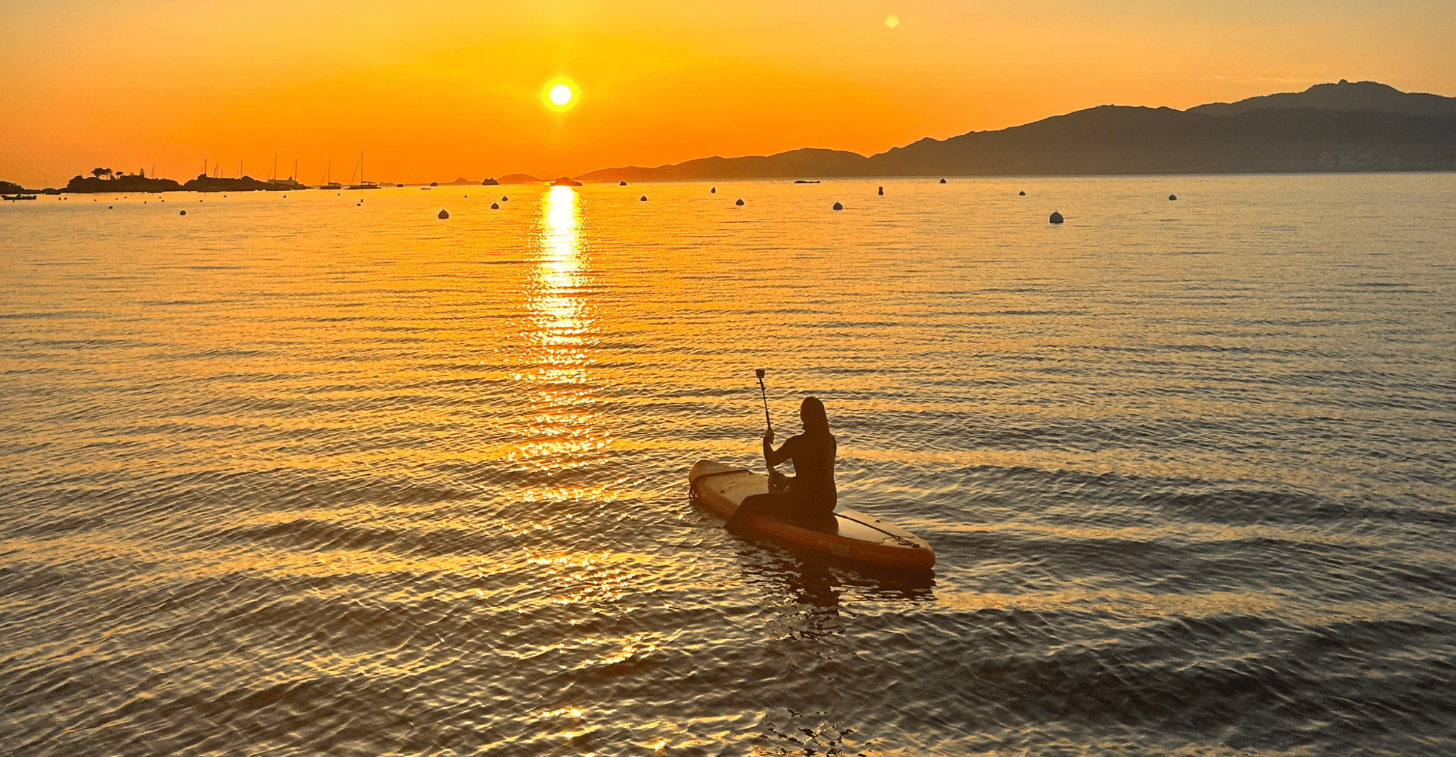 Admire the sunset over the Sanguinaires Islands - Housity