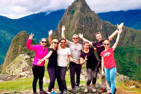 From Cusco: Full-Day Private Tour to Machu Picchu with Lunch