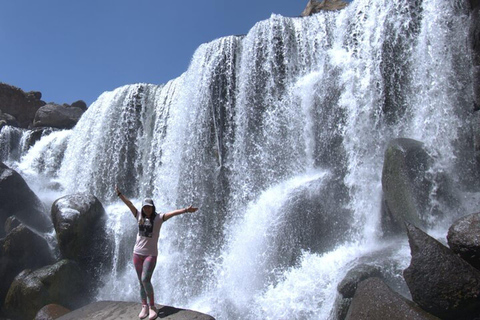 Arequipa | Wodospady Pillones i skalny las