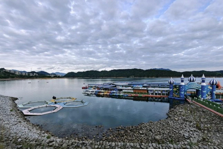 Hangzhou: Qiandao Lake Forest & Kayak Private Day Trip