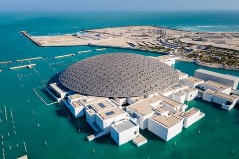 From Abu Dhabi: City Tour with Grand Mosque & Louvre Museum