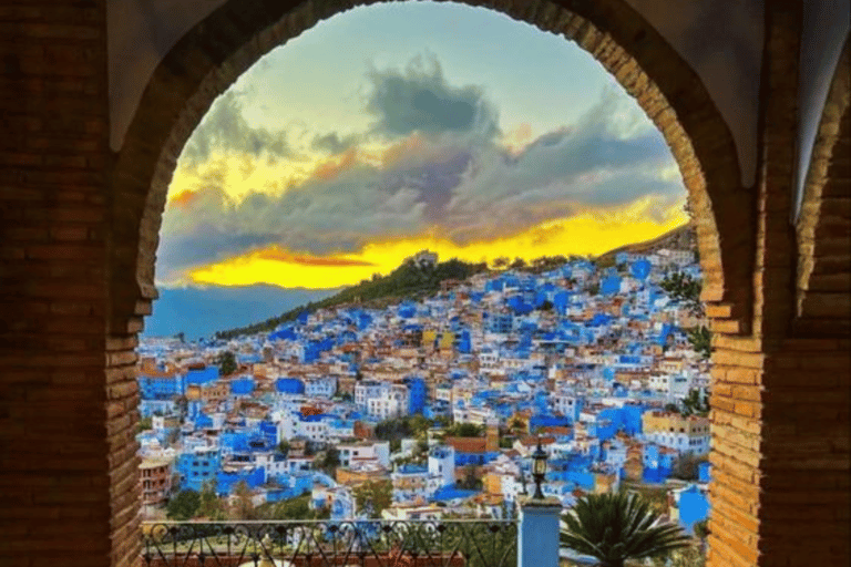 Eine geführte Tagestour nach Tetouan und Chefchaouen von Tanger aus