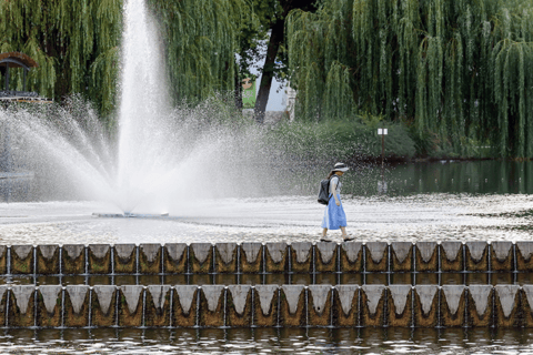 Budapest Card: Öffentliche Verkehrsmittel, 30+ Top-Attraktionen &amp; TourenBudapest Card: 24 h
