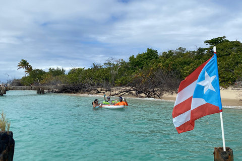 From Fajardo: Icacos Island Boat Trip and Beach Day Package