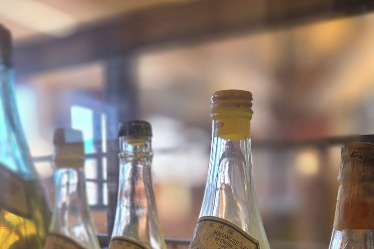 Osaka : visite privée d'une brasserie de saké avec dégustations