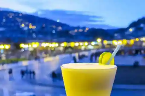 From Cusco: Taste the flavors on a delicious Pisco tour