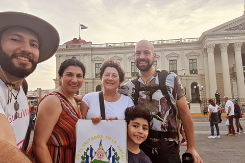 San Salvador : visite à pied culturelle et historique