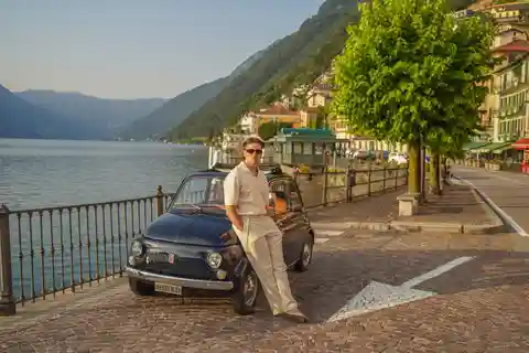 Tour privato del Lago di Como: 4h / 8h / 12h in una Fiat 500 classica