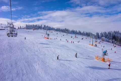 Cracovie : Ski dans les Tatras Kotelnica avec bains thermaux en optionForfait de ski 4 heures avec matériel et transfert (sans bains thermaux)