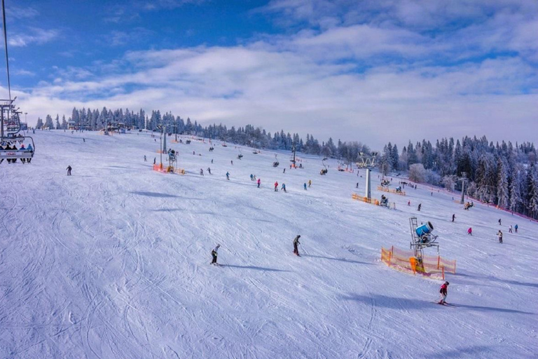 Krakau: Skifahren in der Tatra Kotelnica mit optionalen Thermalbädern4-Stunden-Skipass mit Ausrüstung und Transfer (keine Thermalbäder)