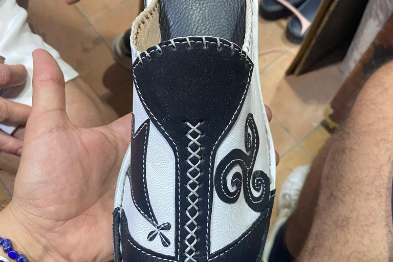 Agadir: Moroccan Craft: Create Your Babouches