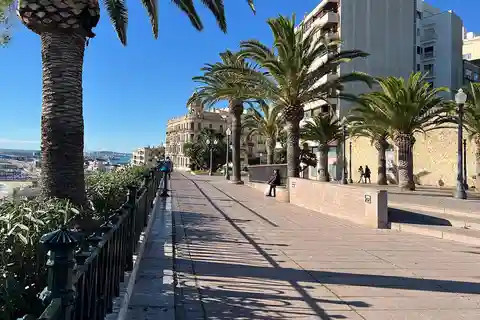 Barcelona: Tarragona & Sitges Geführter Tagesausflug mit Transfers