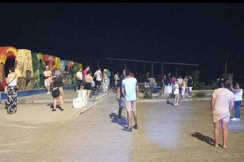 Cartagena: Party on a typical bus crossing the city