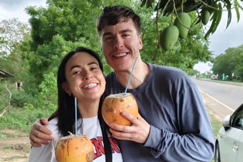 Galle: Colombo Airport Transfer with Ambalangoda Mask Museum