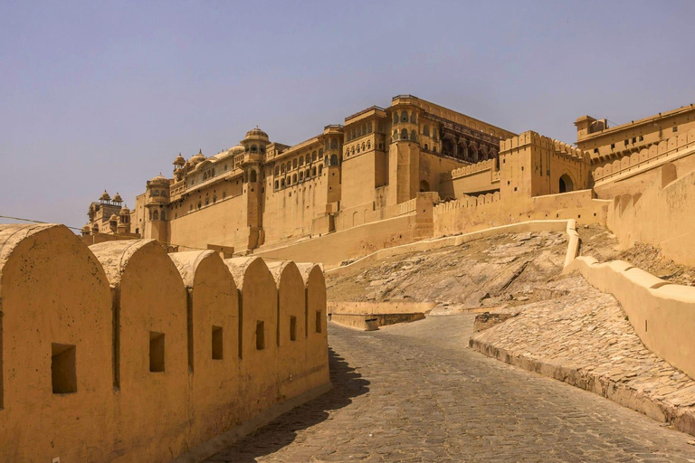 Utforska kungliga Rajasthan: 9 dagar Jaipur till Udaipur med guideUtforska kungliga Rajasthan: 9 dagar från Jaipur till Udaipur med guide