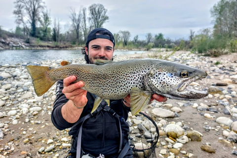 Lezione con una guida di pesca