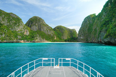 Phuket: Phi Phi Islands Day Trip with Meals & Transfer