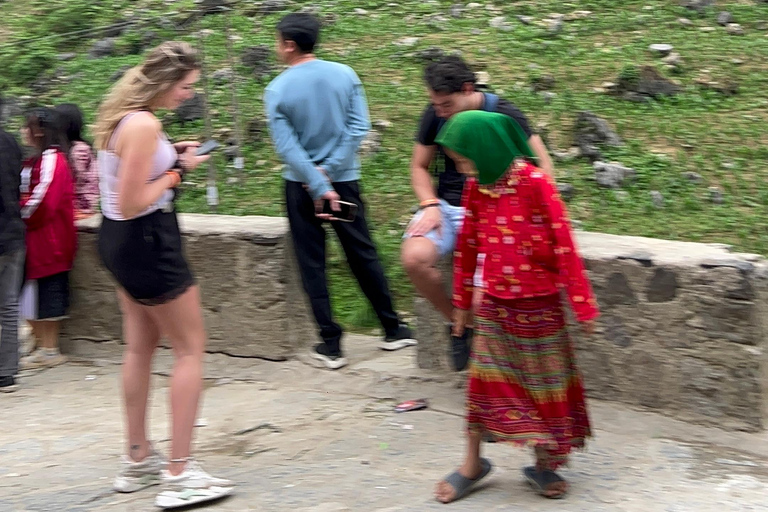 Au départ de Hanoi : 4 jours de visite en voiture de la boucle de Ha Giang, plus un montage vidéo