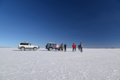 Från La Paz till La Paz: Uyuni Salt Flat Tour 1D + Nattbussar